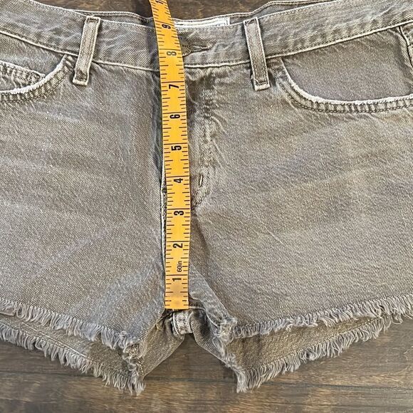 Current Elliott The Boyfriend Short Distressed Denim Olive Green Gray - Picture 5 of 12